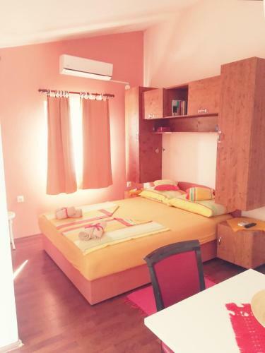 Apartmani Babi? Vir