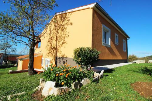 Apartamentos House Anna