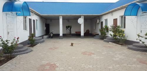 Hostal Julia Guesthouse