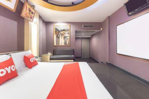 Oyo 75382 Chonburi Hotel