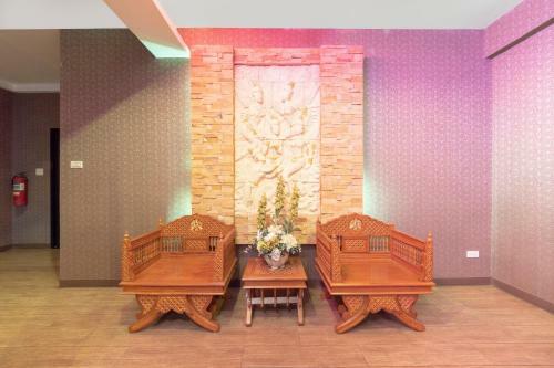 Oyo 75382 Chonburi Hotel