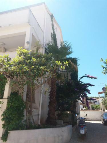 Amber House Apartments Supetar-brac