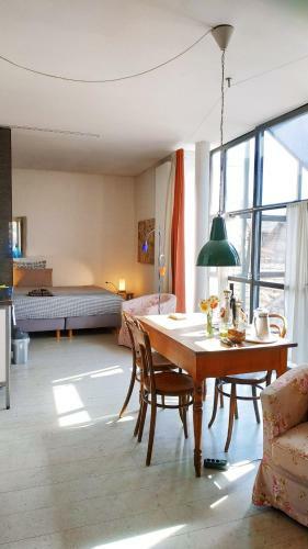 Bed & Breakfast Blue Wall Bnb