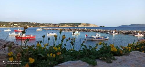 Spacious Apartment On The Beach, Methoni