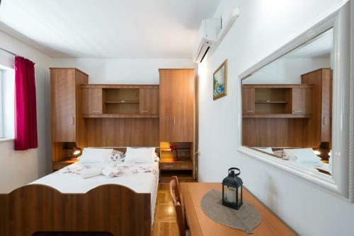 Hostal Guesthouse Sanela