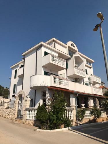 Bed & Breakfast Villa Ana
