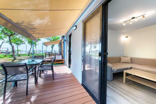 Vilas In The Garden By The Sea