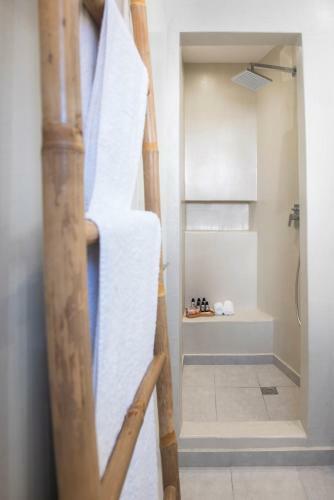 White Orchid Luxury Apartments