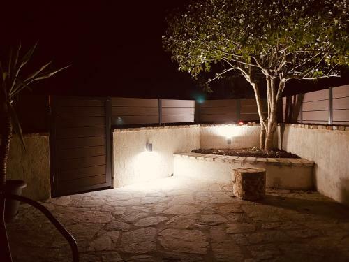 Apartamento Louvros Luxury Suittes