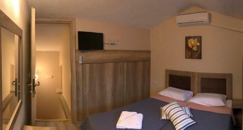 Dafni Dolphins House Villas