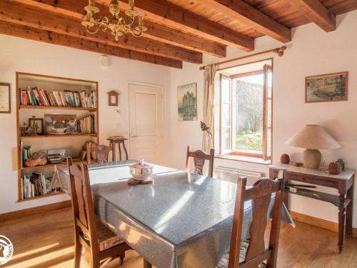 G�te �chandelys, 4 Pi�ces, 6 Personnes - Fr-1-630-142