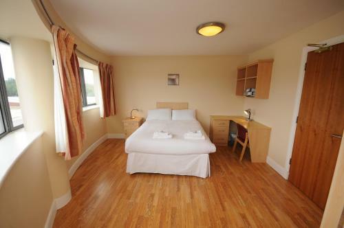 Centrepoint Apartments