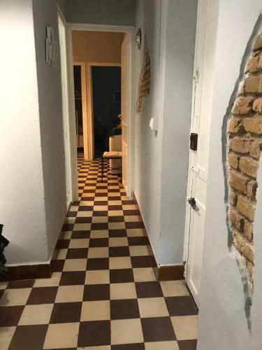Apartamento Plaza De Do�a Elvira 8