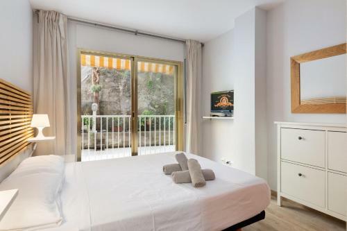 Pool Apartment Near Beach 5