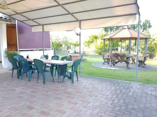 'fausty' - Villa 4/6 Posti A 300 Mt Dal Mare