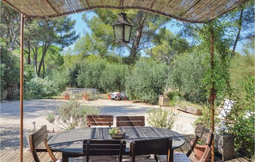 Two-bedroom Holiday Home In La Ciotat