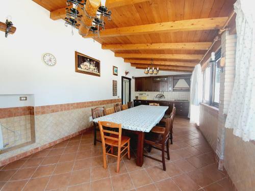 Campy - Villa Con Piscina Privata A 50 Metri Dal Mare