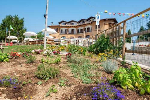 Albergue Hotel Monte Baldo