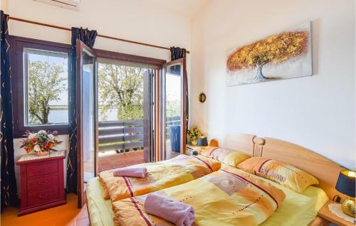 Awesome Home In Isola Albarella With 2 Bedrooms