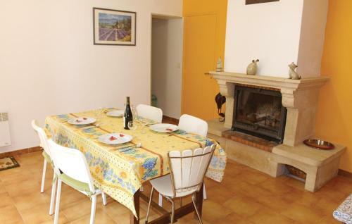 Holiday Home Visan With A Fireplace 03