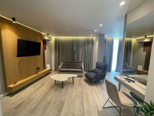 Ebbi Hotel