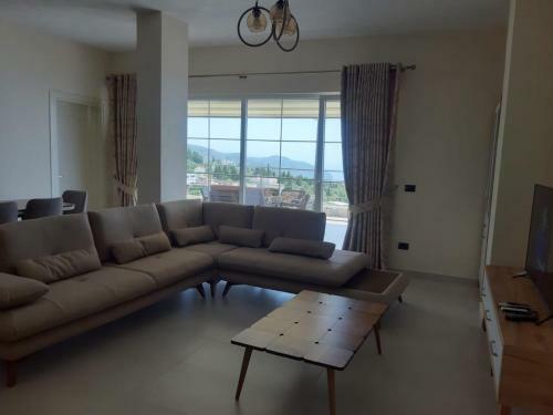 Domi Apartments