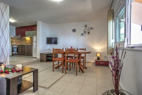 Apartment Ena 4