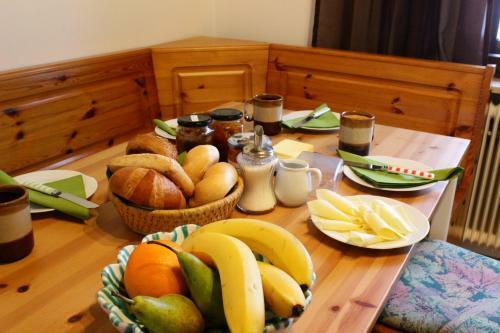 Hostal Fr�hst�ckspension Neuwirt