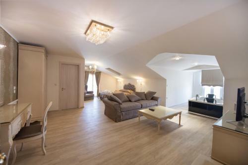 Hostal Pirofani