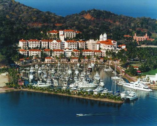 Hotel Grand Isla Navidad Resort