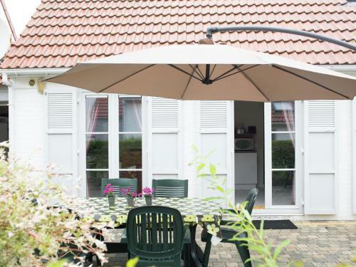 Holiday Home Sea Side De Haan