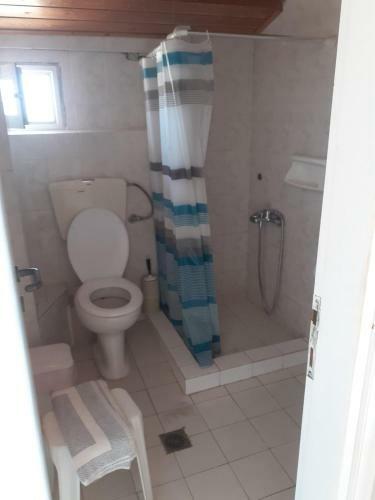 Petrakis Studios & Apartments