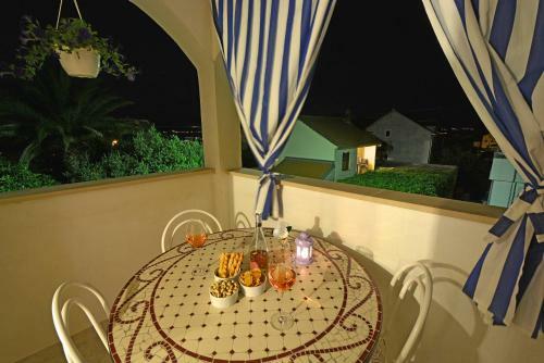 Apartments Residence Sunce Supetar