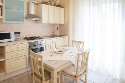 Apartment Evelyn - Diano Marina