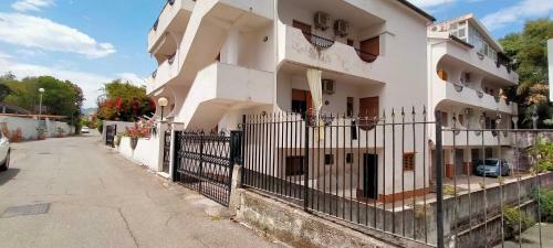 Iliana Beach House Recanati