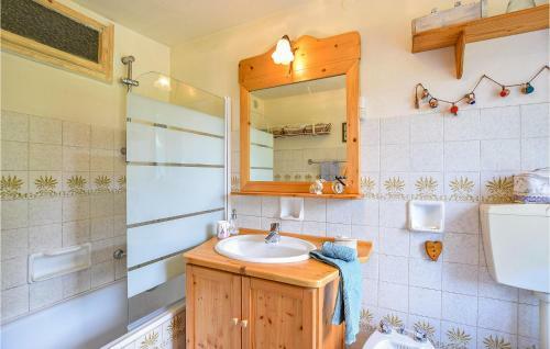 Nice Home In Lastebasse With Wifi And 4 Bedrooms