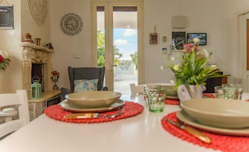 Villa Chanel Confortevole Villa Con Piscina E Casa Sull'albero Per Bambini