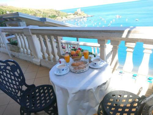 Hostal Villa La Petra Con Vista Panoramica