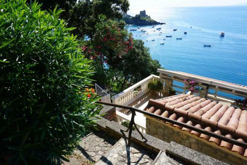 Hostal Villa La Petra Con Vista Panoramica