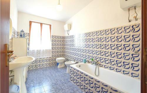 Beautiful Home In Sarroch With 4 Bedrooms