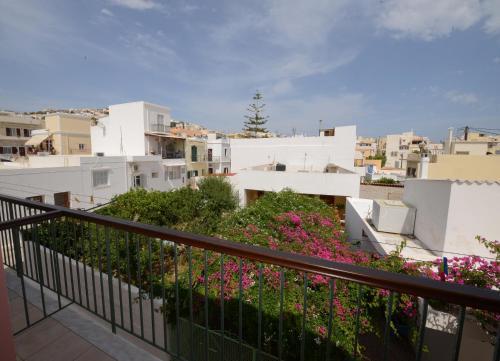 Konstantza Studios And Apartments