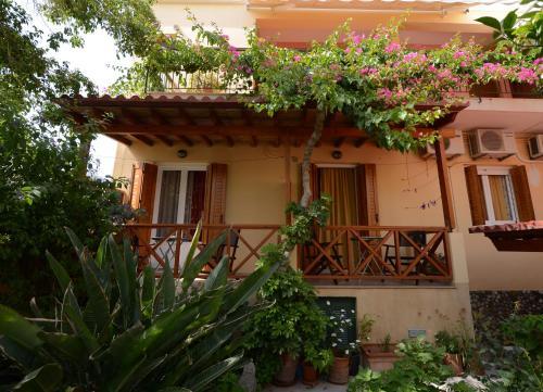 Konstantza Studios And Apartments