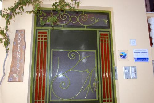 Konstantza Studios And Apartments