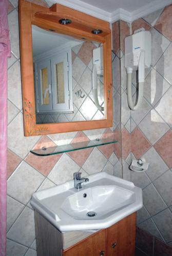 Konstantza Studios And Apartments