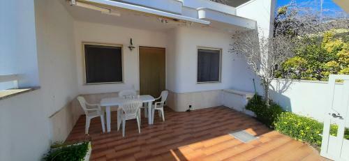 Apartamento Casetta Vicino Alla Spiaggia