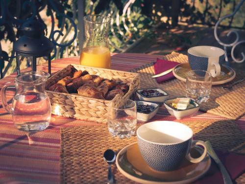 Bed & Breakfast Mas De La Croix - Chambres D'h�tes