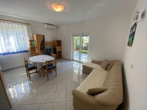 Apartments Malinska - Apartment 1