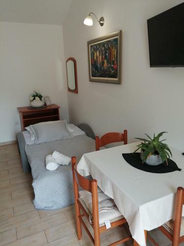 Old Town Studio Apartments