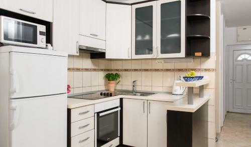 Lavica Seaside Apartments, Podstrana