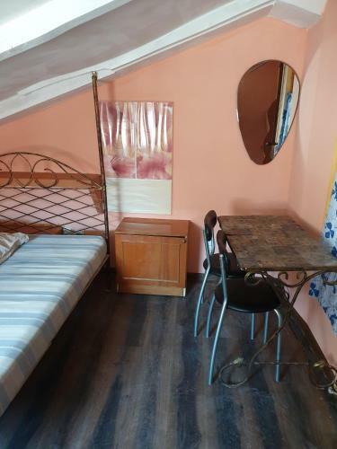 Hostal Guest House Cozy Near Arcadia